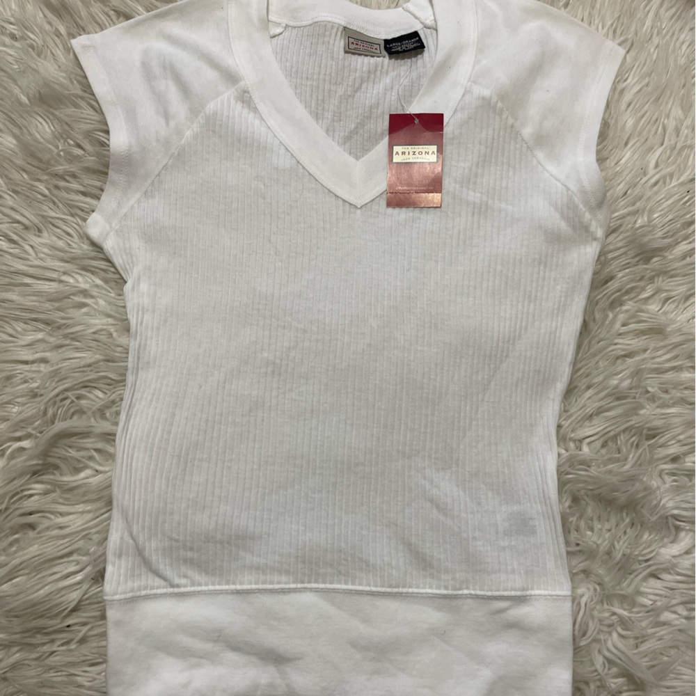 If, in doubt wear a white shirt